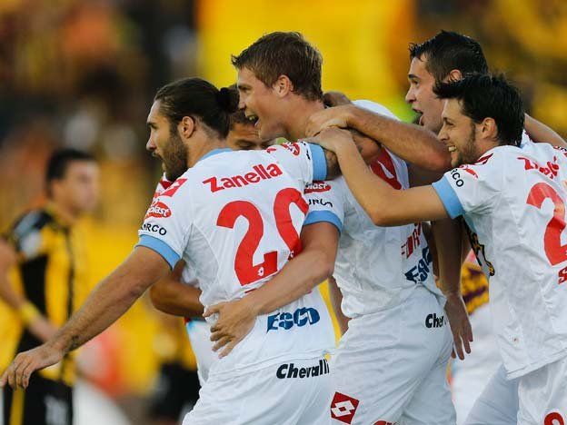 Arsenal lleva sus sueños de octavos hasta la cancha de Peñarol