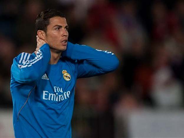Ronaldo se lesionó el muslo izquierdo y será baja un partido