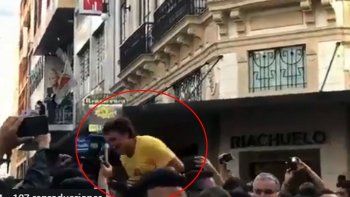 Apuñalaron ante una multitud al candidato presidencial de Brasil