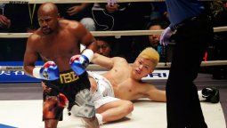 Mayweather noqueó al japonés Nasukawa en el primer round