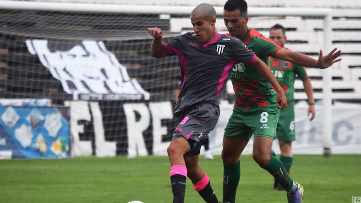 Este es el volante de Gimnasia y Esgrima Lucas Leguizamón.