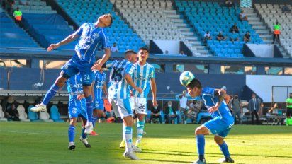 El Tomba recibió una dura goleada en Avellaneda. (Fotos Prensa Godoy Cruz).