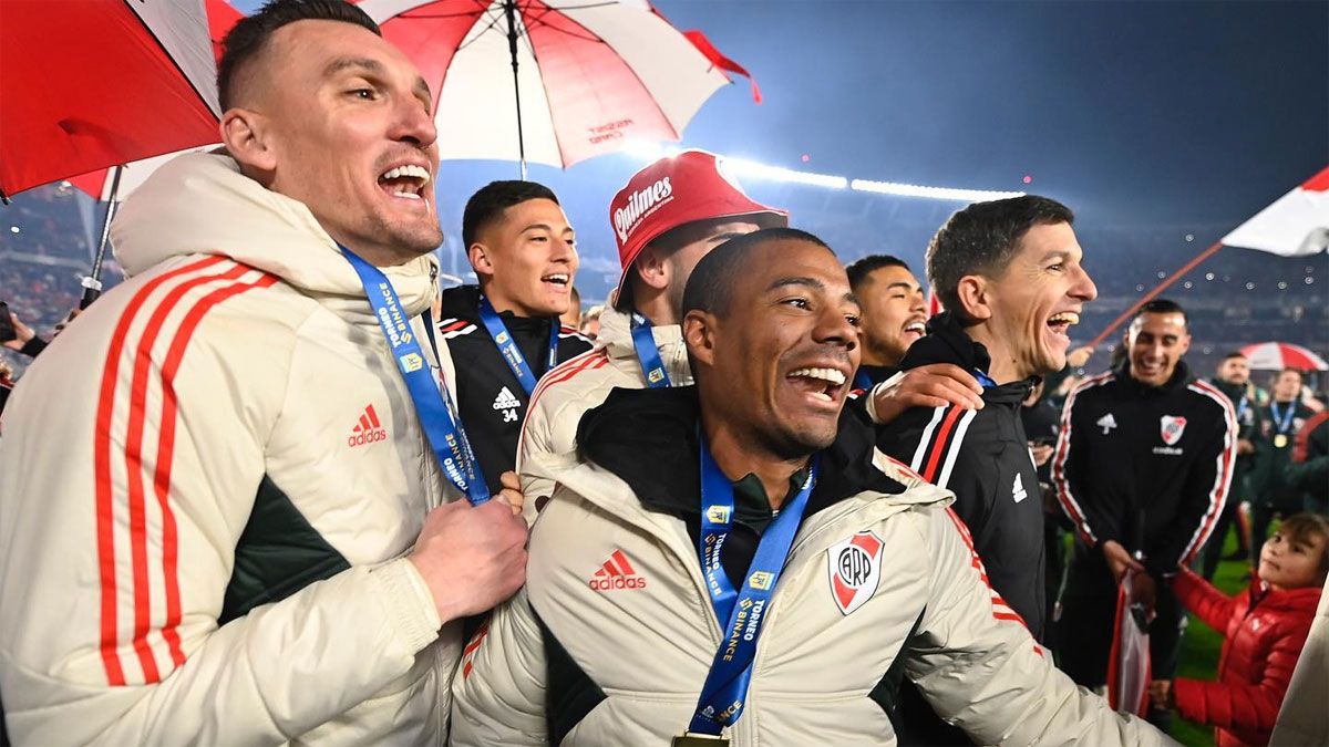 River ya se metió en la Copa Libertadores 2024 y espera rival en el Trofeo de Campeones River ya se metió en la Copa Libertadores 2024 y espera rival en el Trofeo de Campeones