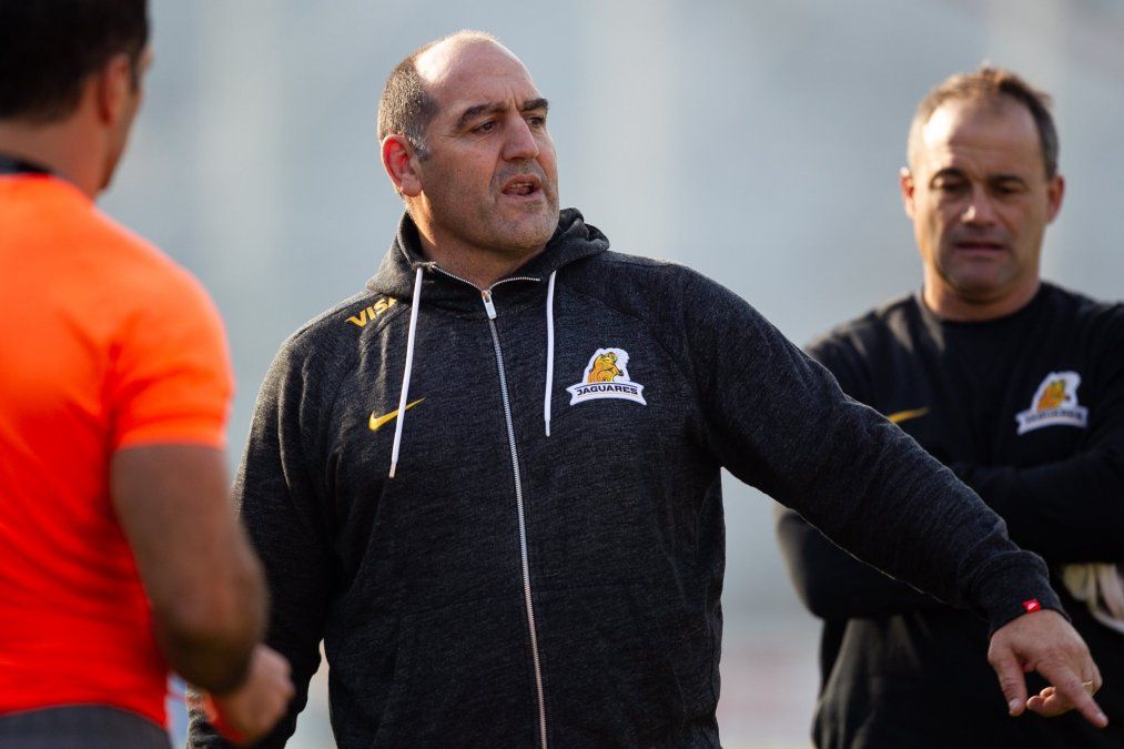 Jaguares tendrá diez cambios