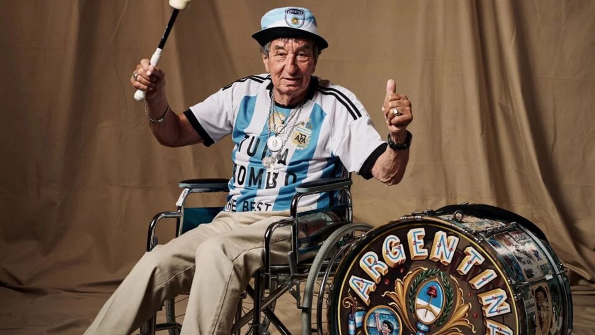 El Tula. Incondicional hincha de la Albiceleste. Falleció este miércoles a los 83 años. El Tula. Incondicional hincha de la Albiceleste. Falleció este miércoles a los 83 años.