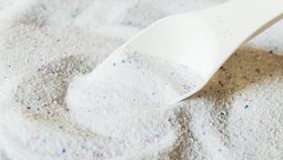Cómo hacer tu propio jabón en polvo casero para lavar la ropa blanca