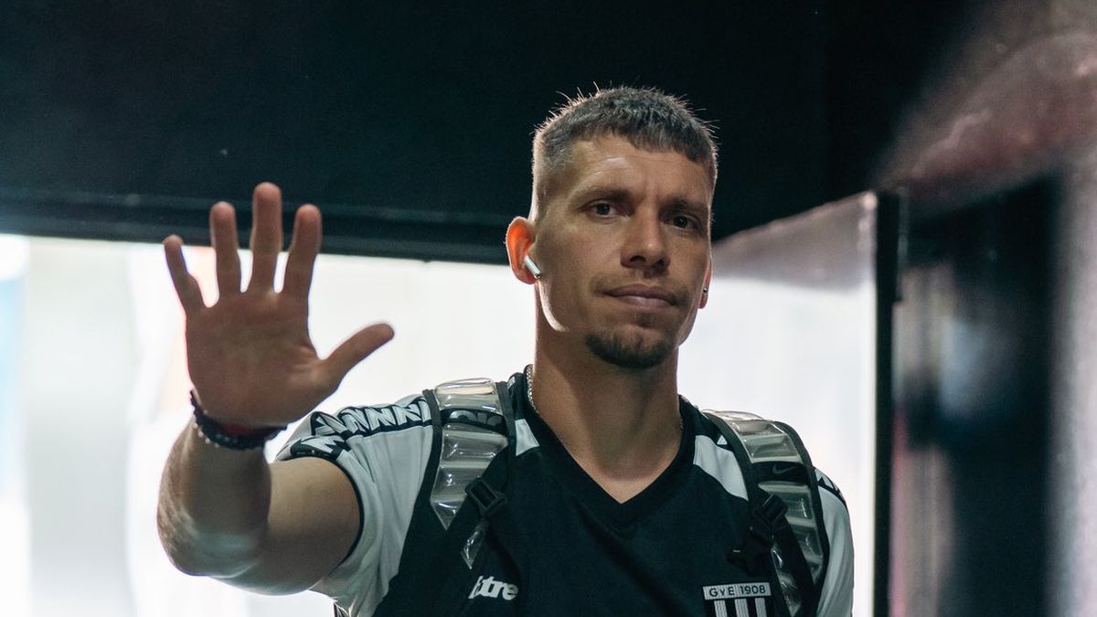 César Rigamonti, jerarquía y experiencia en el arco de Gimnasia y Esgrima rumbo al clásico. Foto: Gentileza. César Rigamonti, jerarquía y experiencia en el arco de Gimnasia y Esgrima rumbo al clásico. Foto: Gentileza.