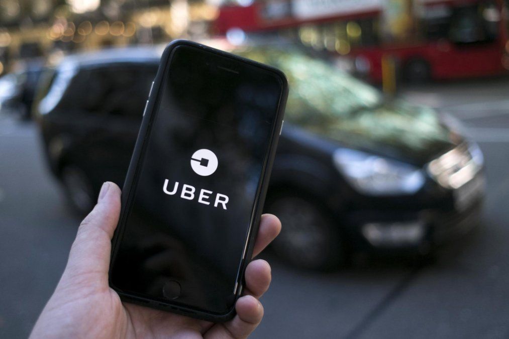 Se aprobó la ley que permite la llegada de Uber a la provincia