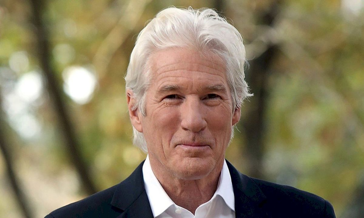 Richard Gere es un éxito junto a Julia Roberts con la película que los lanzó al estrellato