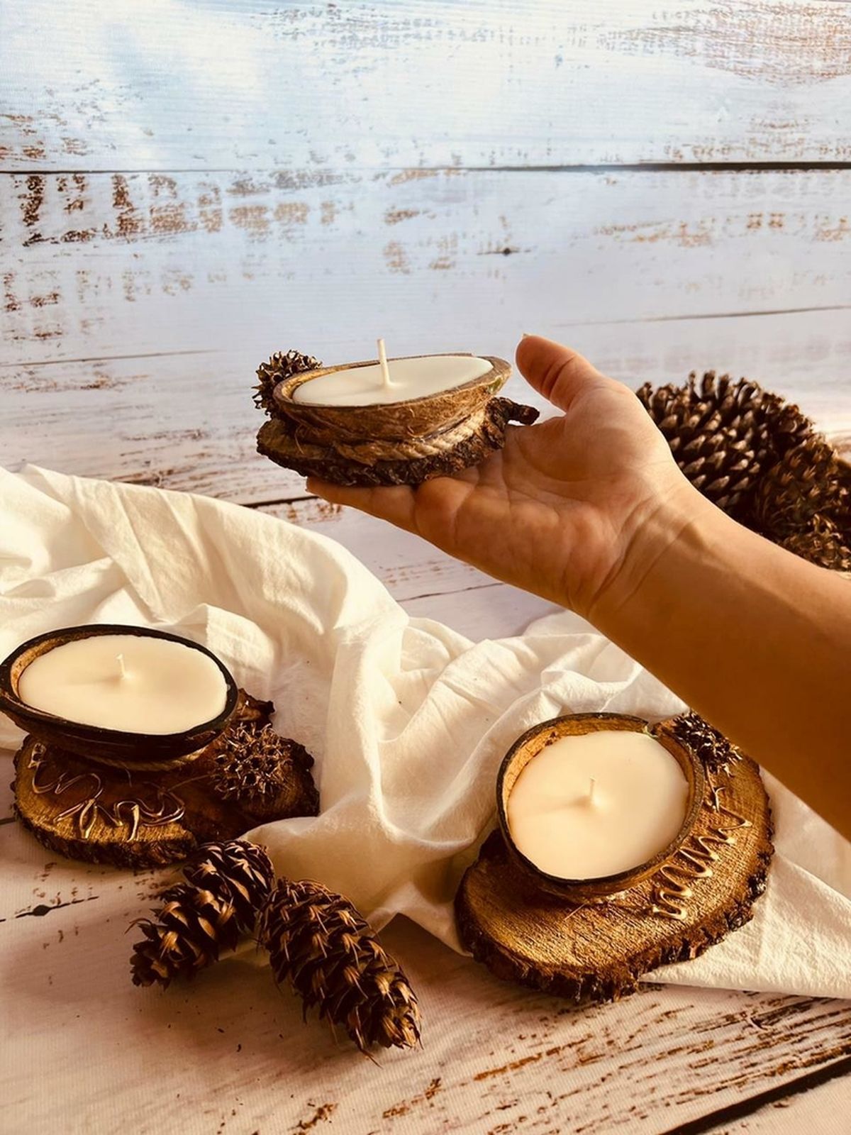 Portavelas de coco. Portavelas de coco.