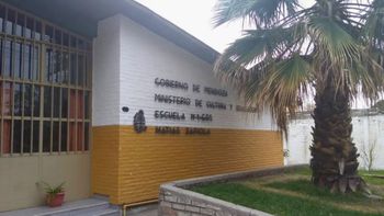 Una madre con una restricción judicial intentó ver a su hijo en una escuela y encendió las alarmas del ETI Una madre con una restricción judicial intentó ver a su hijo en una escuela y encendió las alarmas del ETI