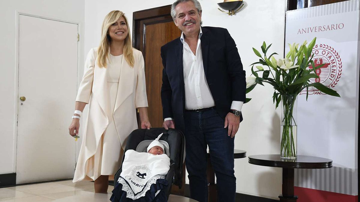 La compra de insumos con fondos públicos para Francisco fueron criticadas está semana. 