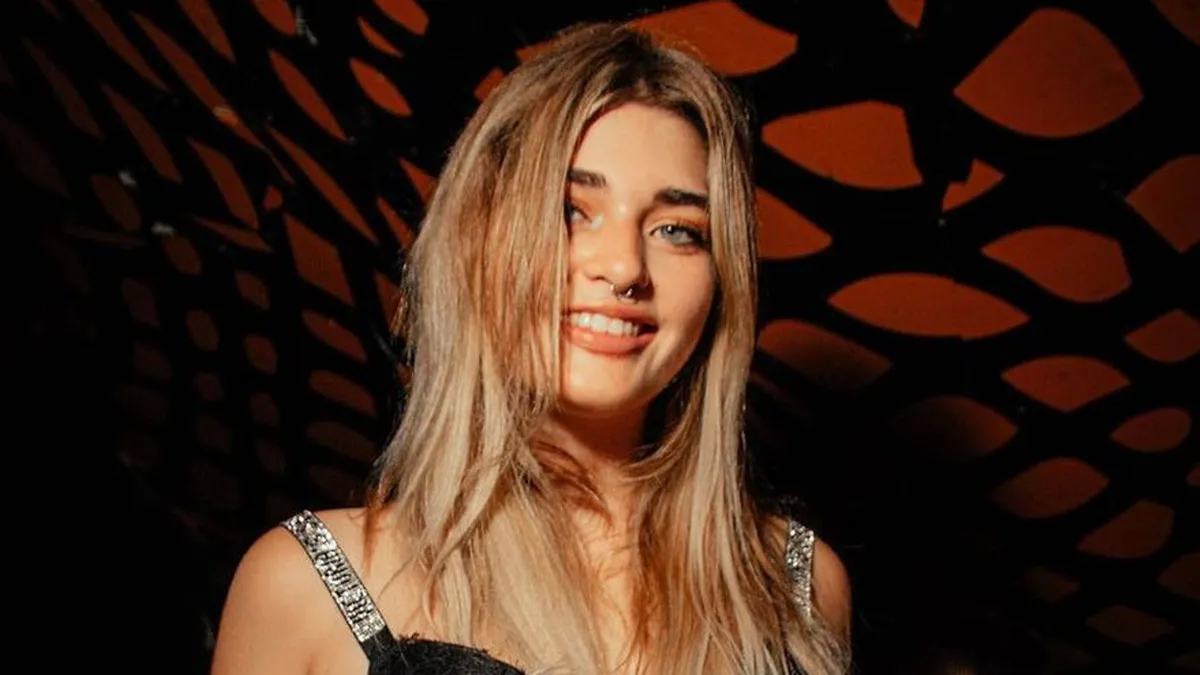 A Martita Fort se le transparentó la mitad del corset y la foto se viralizó sin límites