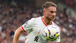 Alexis Mac Allister fue fitular en Liverpool.