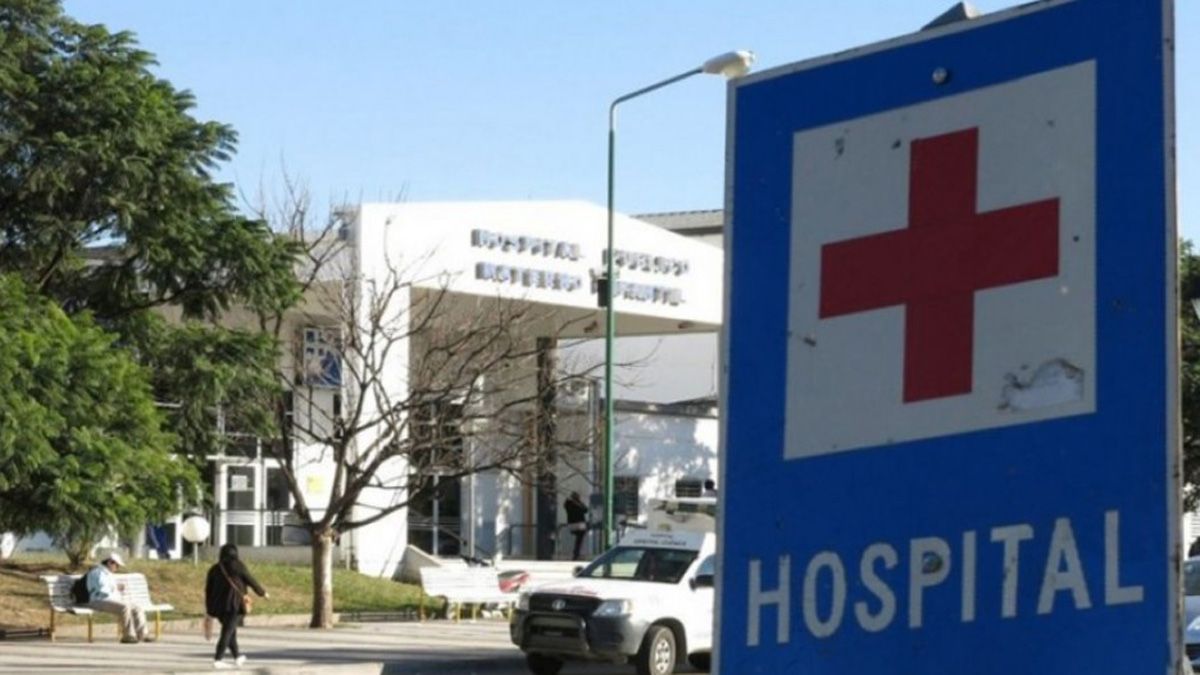 Un niño de 3 años lucha por su vida tras volar dentro de un pelotero