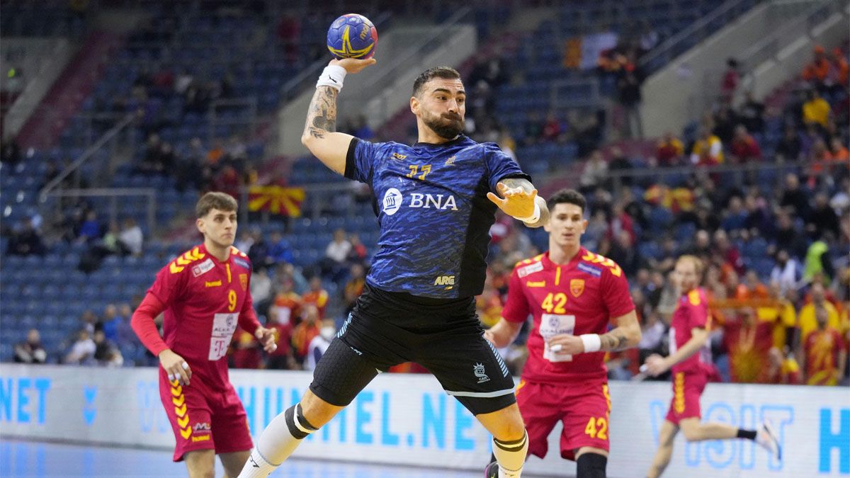 Los Gladiadores derrotaron a Macedonia del Norte y pasaron a la segunda ronda del Mundial de Handball 2023.