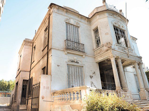 La vieja casona que dio lugar a la Mansión Stoppel.