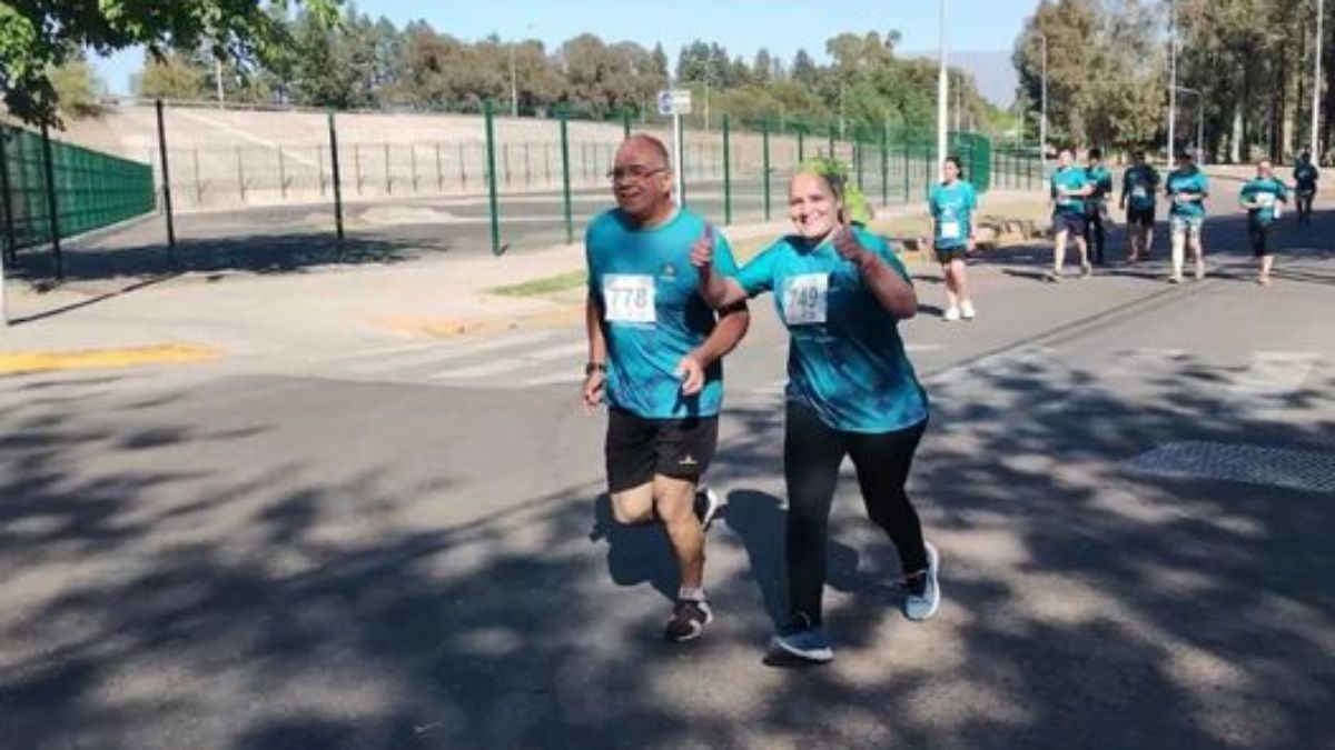 Tras la muerte del comisario (R) Elio Olmos en una maratón decretaron un día de duelo en el IUSP