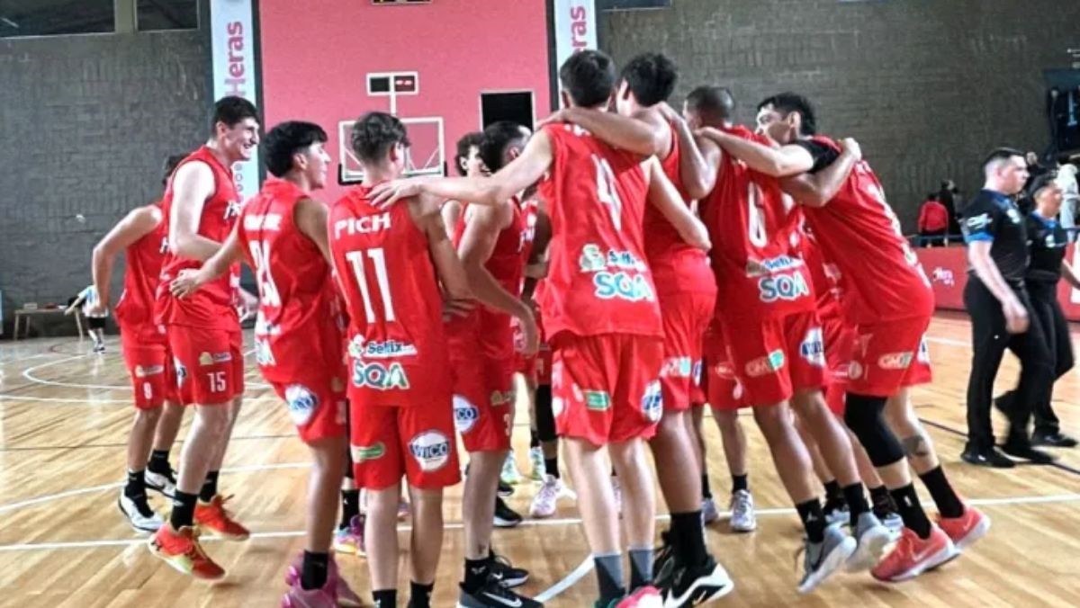 Huracán Las Heras se hizo fuerte en casa y metió otro triunfo.