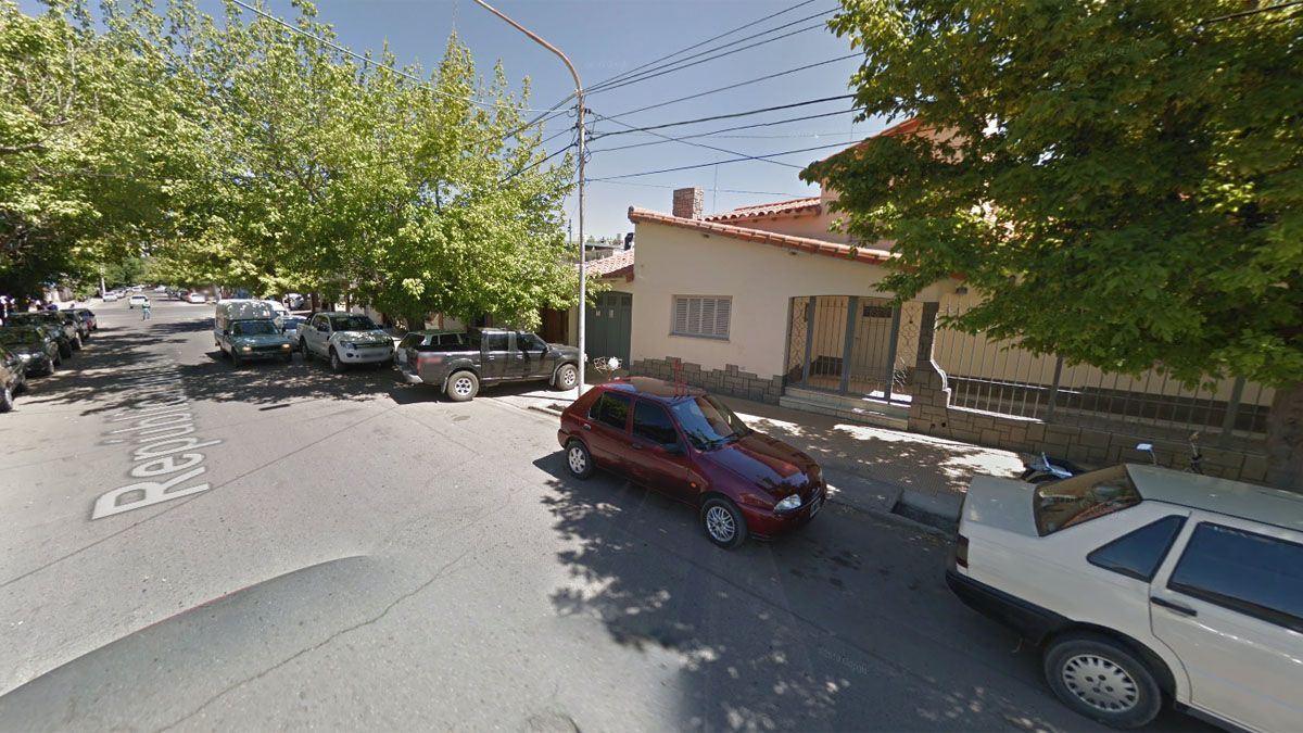 El robo millonario ocurrió en calle República del Líbano a metros de la avenida San Martín, de Tunuyán. Buscan a los autores.