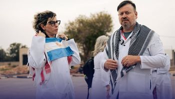 Están vivos, dijo la mamá de la mendocina secuestrada en Libia cuando iba rumbo a Gaza Están vivos, dijo la mamá de la mendocina secuestrada en Libia cuando iba rumbo a Gaza