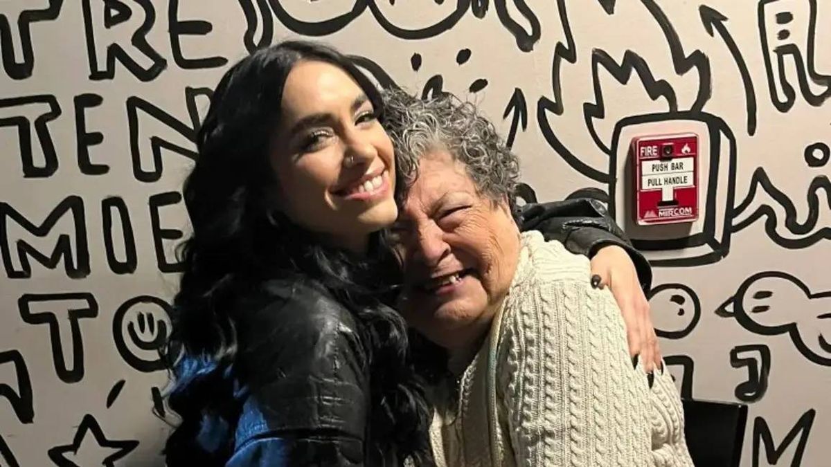Lucía Mercado tiene 82 años