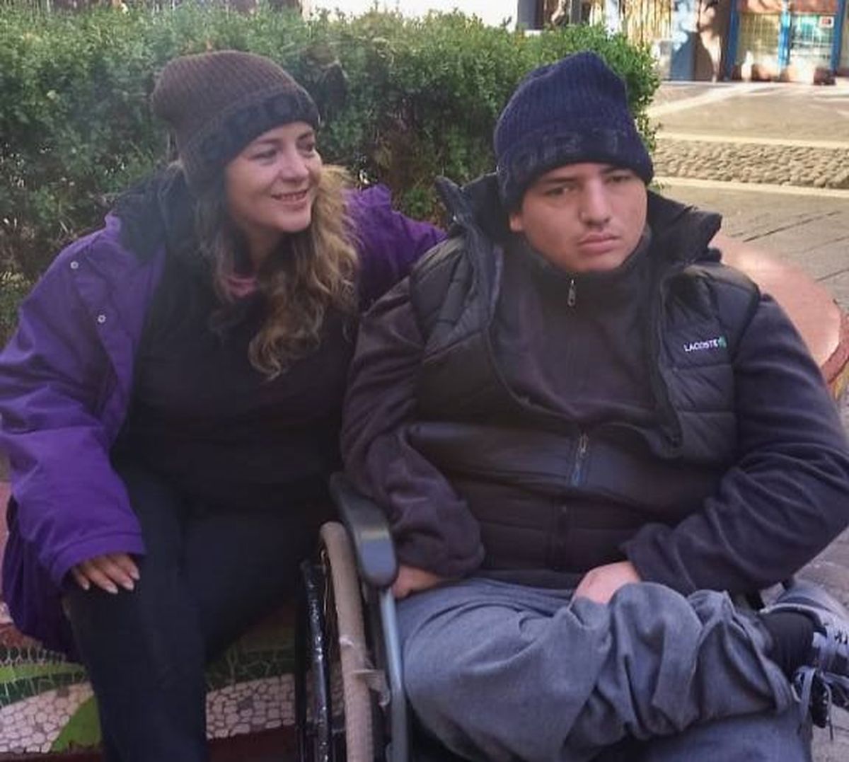 Recién ahora, después de mucho tiempo, Cristina, mamá de Máximo, vuelve a sonreír: en 72 horas y gracias a la difusión de Diario UNO, reunieron más de 8 millones para no perder su casa del IPV.