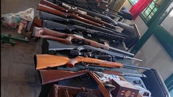 La forma en que acopiaban armas de fuego en Tucumán antes de pasar por Mendoza hacia Chile