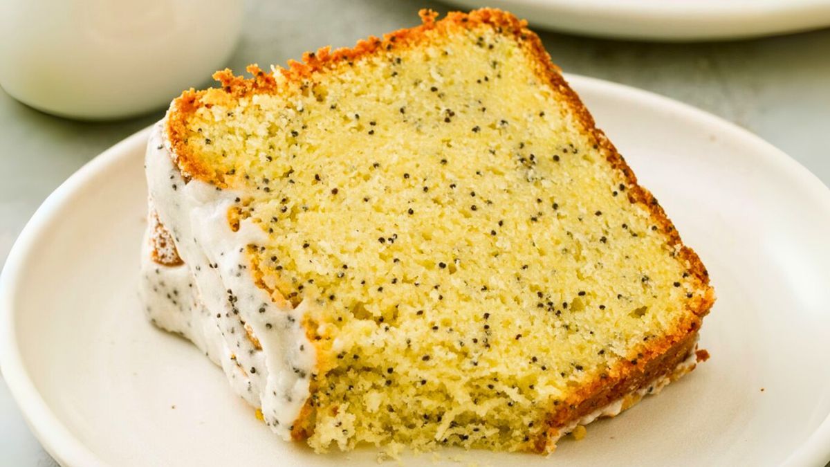 Aprende a preparar la receta del budín de limón con semillas de amapola. Foto: gentileza cocina.lecturas. Aprende a preparar la receta del budín de limón con semillas de amapola. Foto: gentileza cocina.lecturas.