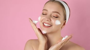 Qué limpiadores faciales tienes que usar, según tu tipo de piel Qué limpiadores faciales tienes que usar, según tu tipo de piel