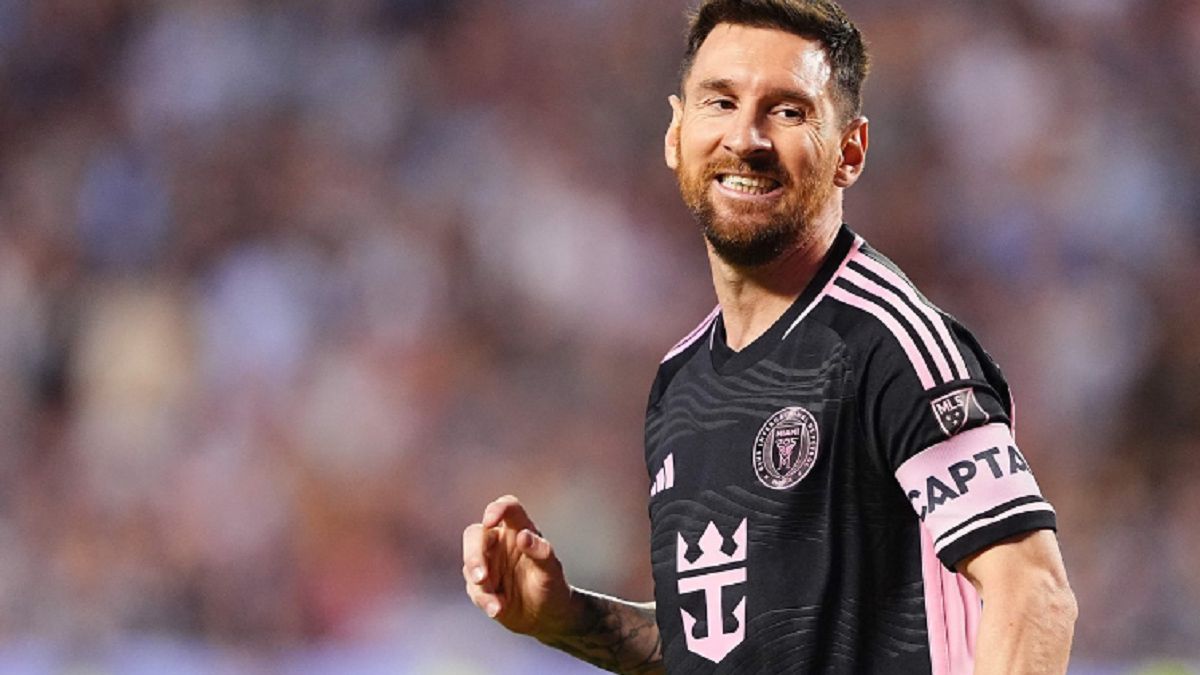 Lionel Messi vivió un mal momento con una periodista, que le confesó su amor.