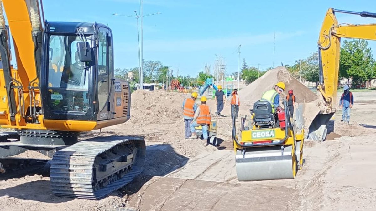 Ya quedó habilitado todo el tramo que fue afectado por el socavón en el Acceso Sur. Ya quedó habilitado todo el tramo que fue afectado por el socavón en el Acceso Sur.