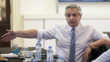 Decreto por cinco: Alberto Fernández oficializó cambios en el Central y economía