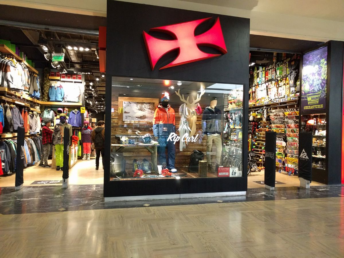 Esta empresa trabaja con grandes marcas en conjunto. Esta empresa trabaja con grandes marcas en conjunto.