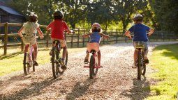 Los mejores juguetes para niños de 11 a 14 años. Fuente: Canva.