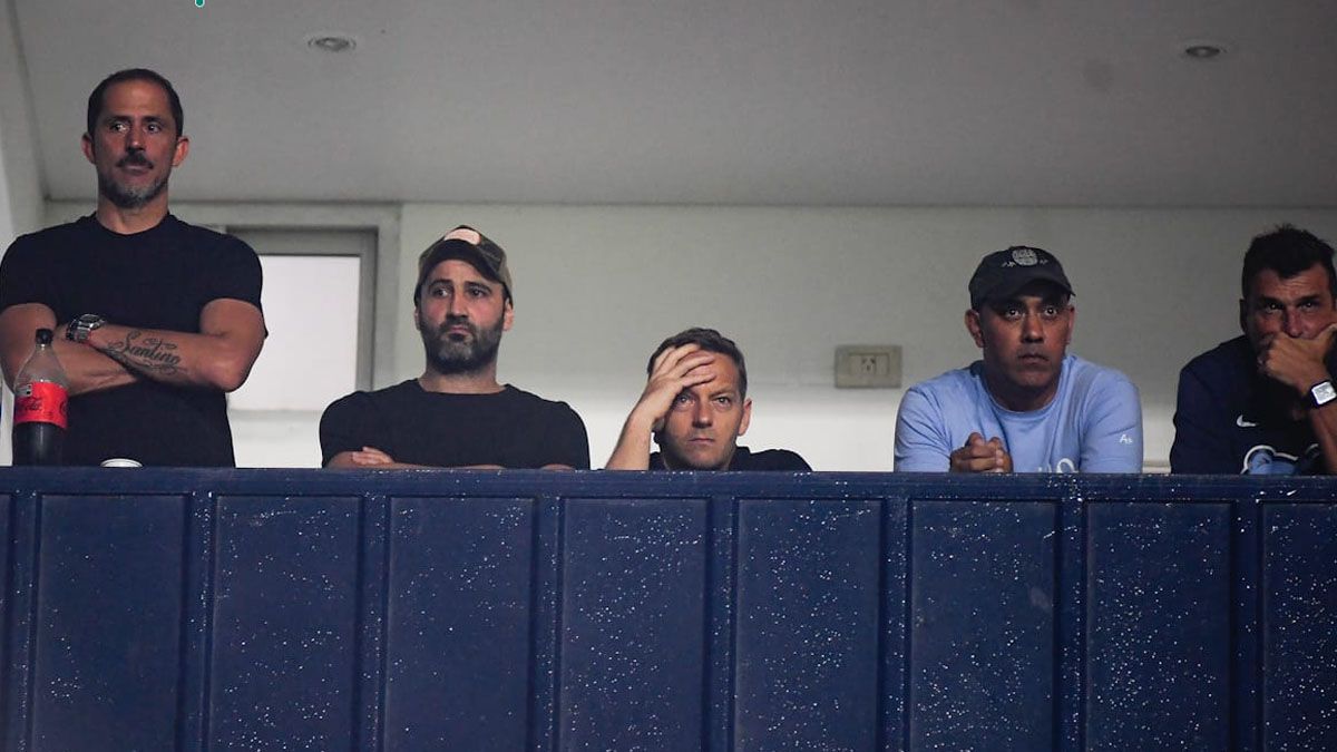 Cicotello y sus colaboradores en el Gargantini (UNO/Nicol{as Ríos)