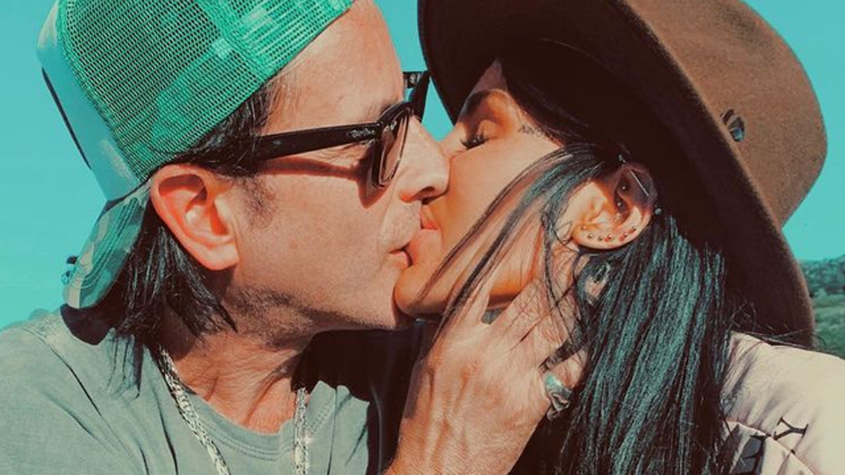 Coti y Cande Tinelli publicaron su primer beso juntos.