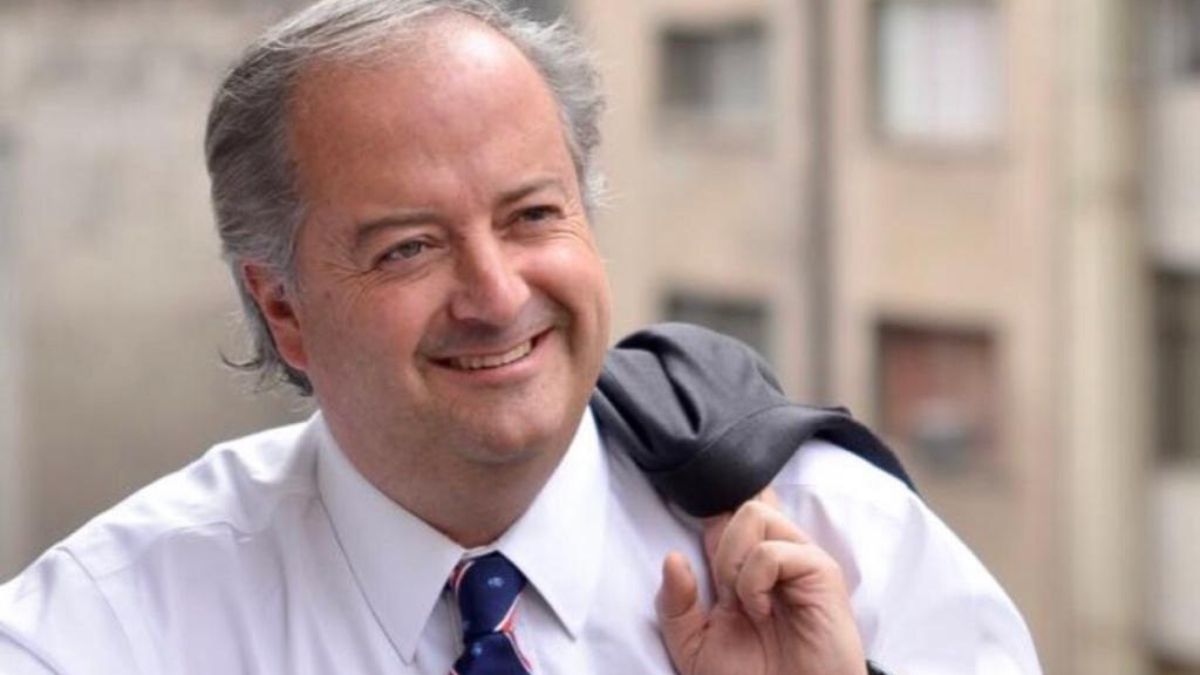 El Embajador de Chile en Argentina, Nicolás Monckeberg, eligió y postuló al doctor Abel Albino al Premio Estrecho de Magallanes a la Innovación y Exploración con Impacto Global, por ser fiel representante de los valores propios del explorador español.