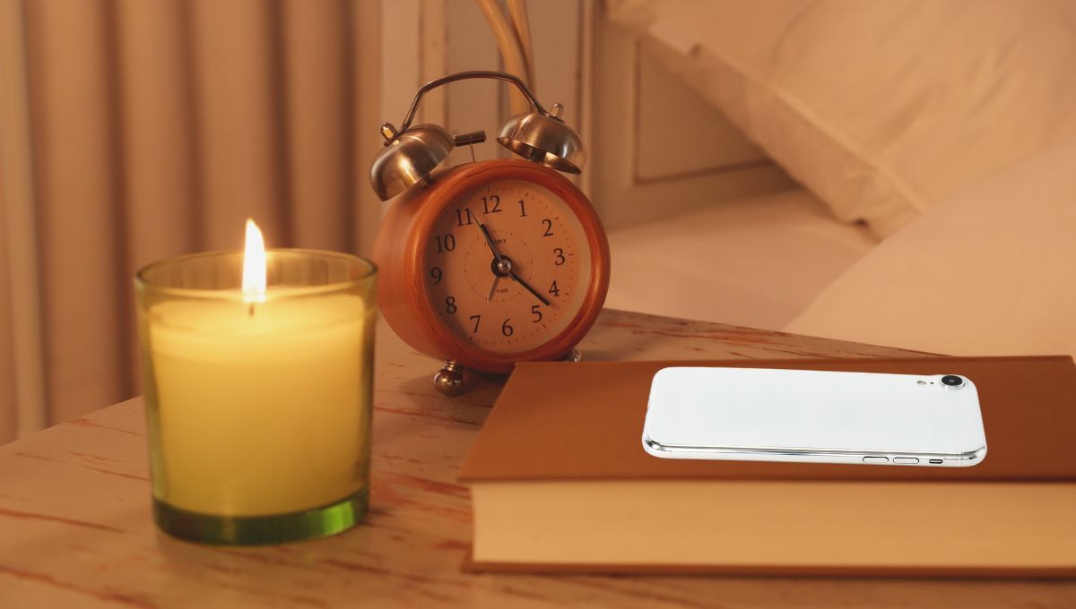 Qué significa que tu pareja deje el celular boca abajo