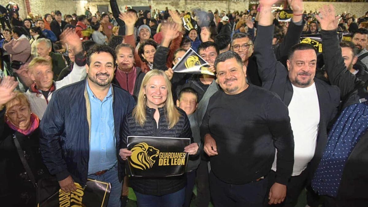 Hebe Casado y Los Guardianes del León, juntos este mes. Hebe Casado y Los Guardianes del León, juntos este mes.