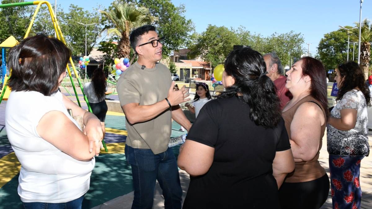 Marcos Calvente recuperó una plaza abandonada frente a una escuela y mejoró la seguridad del barrio