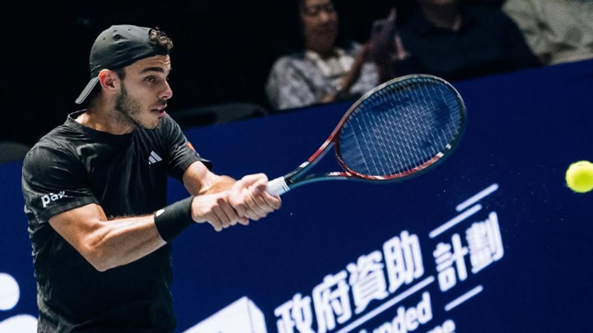 Francisco Cerúndolo ganó en Hong Kong y cobró un premio muy importante, pero no subió en el ranking