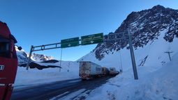 Las autoridades del paso a Chile recomendaron viajar hacia el país trasandino durante la mañana de este jueves.