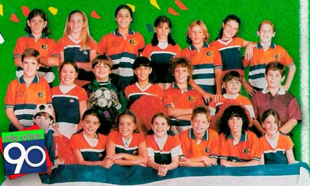 Cebollitas, la novela argentina para adolescentes que fue furor en los 90. Cebollitas, la novela argentina para adolescentes que fue furor en los 90.