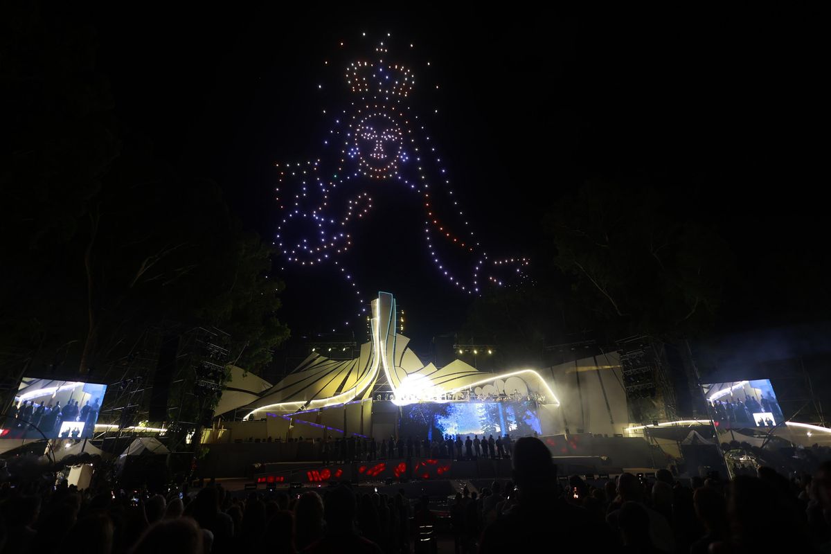 El primer espectáculo con drones de la historia vendimial lo hizo San Rafael. El primer espectáculo con drones de la historia vendimial lo hizo San Rafael.