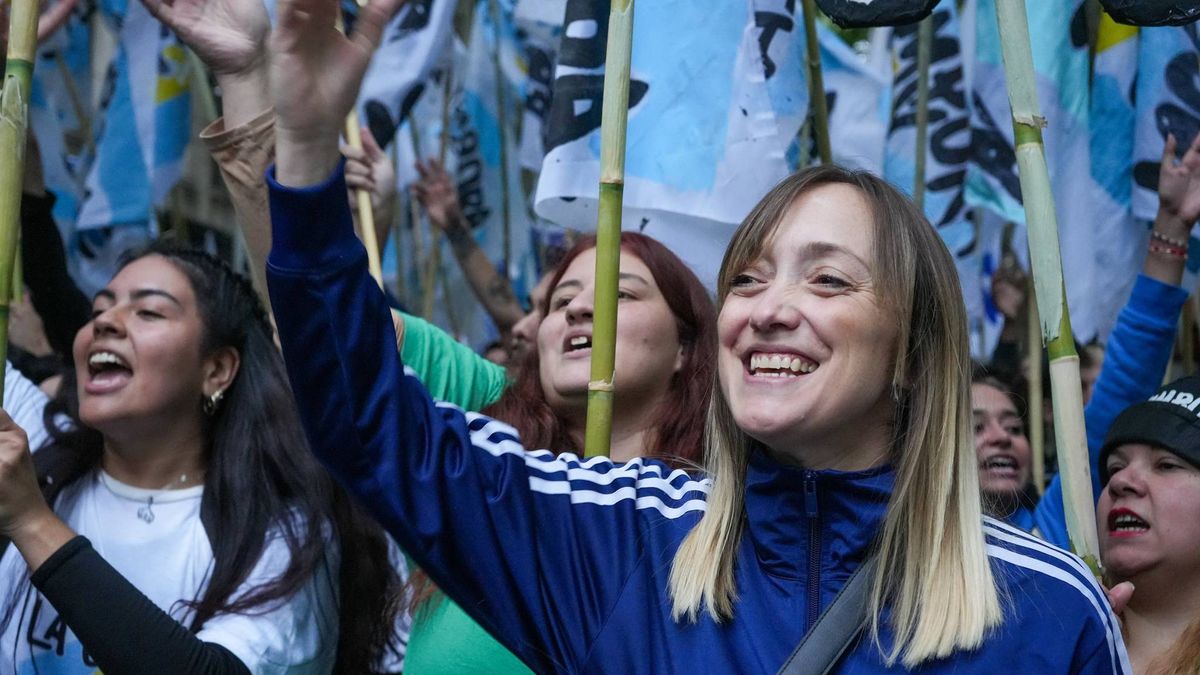 El kirchnerismo mendocino afirmó que se enteró por los diarios de la decisión de Emir Félix de presentar una lista para participar en las elecciones internas.