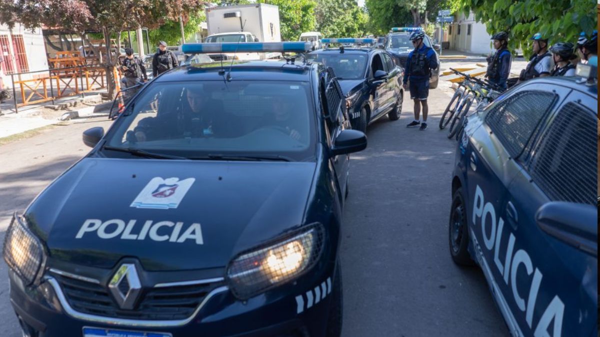 El desalojo incluy&oacute; un amplio operativo policial.