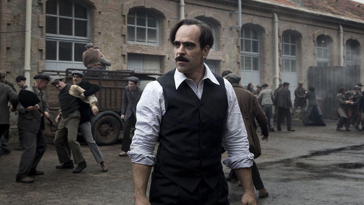 Luis Tosar arrasa en Netflix con esta película española de éxito mundial. Luis Tosar arrasa en Netflix con esta película española de éxito mundial.