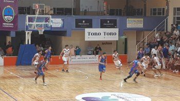 Rivadavia tropezó de local en la Liga Argentina