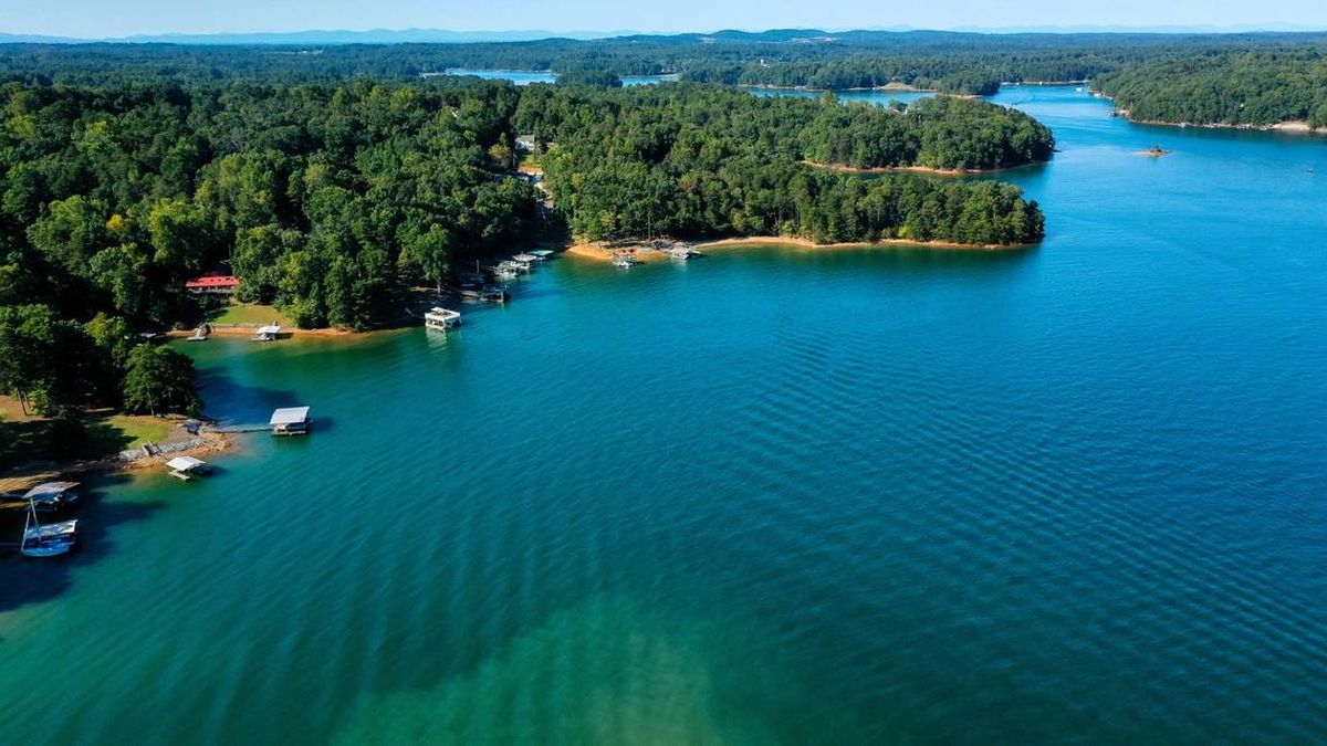 Lake Lanier está en Georgia, Estados Unidos. Lake Lanier está en Georgia, Estados Unidos.